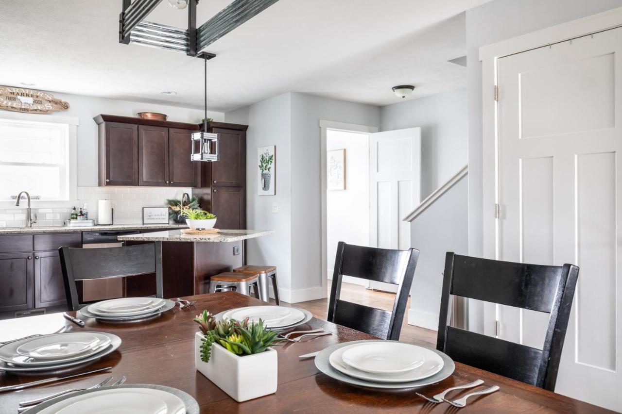 “Hygge” 3Bdr Townhouse, Close To Beach, Park & Wineries! Traverse Stadt Exterior foto